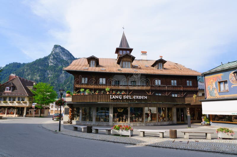 Oberammergau is a municipality in the district of Garmisch-Partenkirchen, in Bavaria, Germany. The town is known as the home of a long tradition of woodcarving. Oberammergau is a municipality in the district of Garmisch-Partenkirchen, in Bavaria, Germany. The town is known as the home of a long tradition of woodcarving.