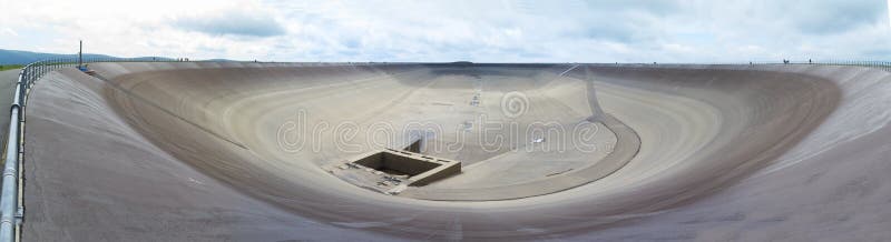 Oberes Wasserreservoir von Kraftwerk Dlouhe-strane in der Tschechischen Republik stockbild Oberes Wasserreservoir von Kraftwerk Dlouhe-strane in der Tschechischen Republik stockbild