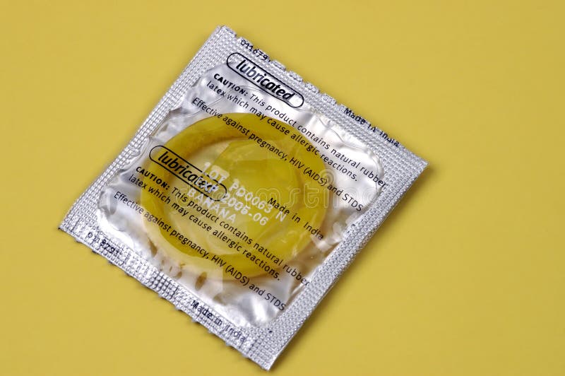 Objetos - preservativo amarelo