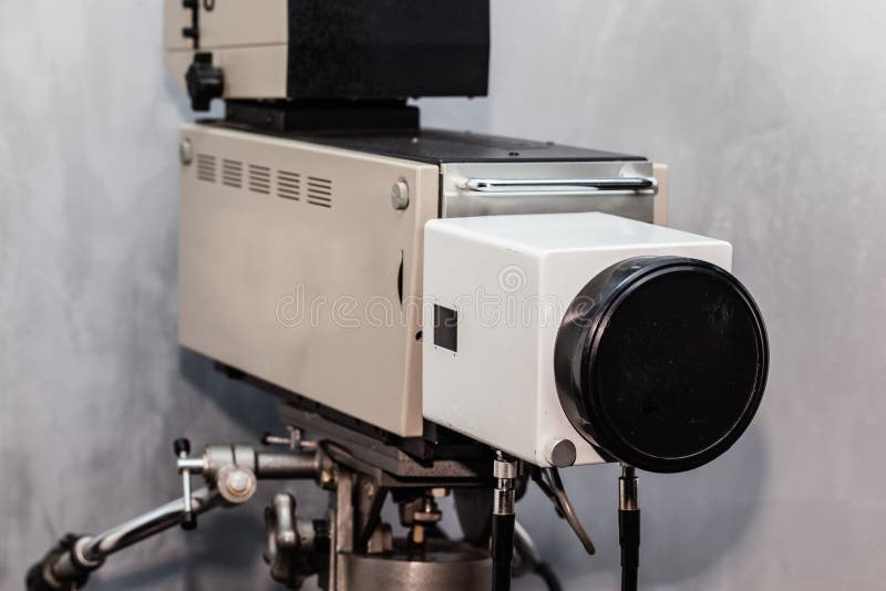 Obsolete camera stock image. Image of analog, live, reporter 32715661