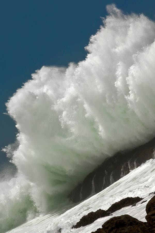 Ocean breaking waves on atlantic sealine