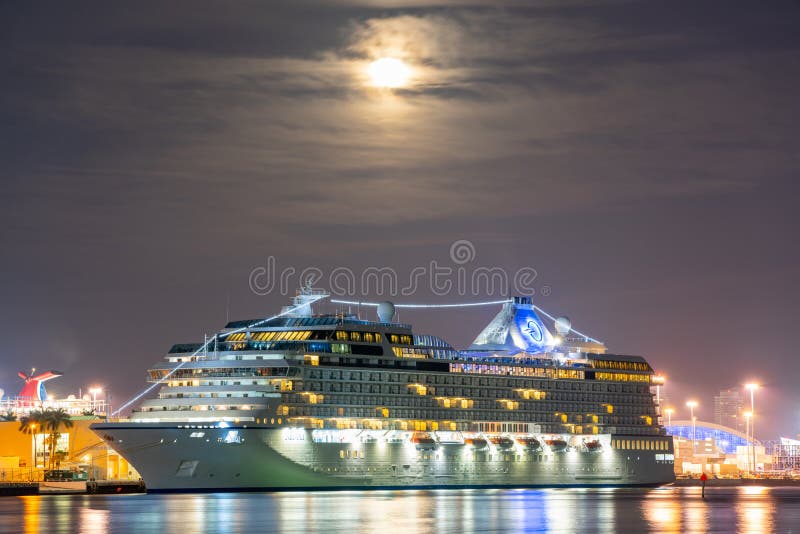 oceania cruise port miami