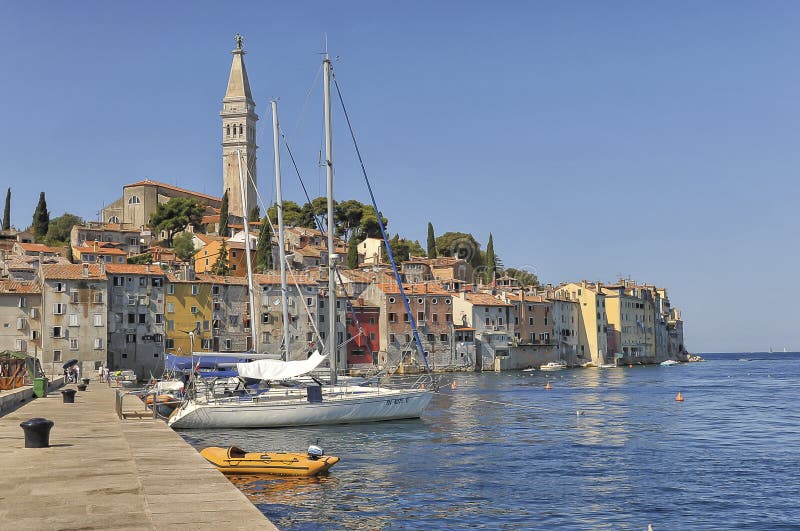 Ochtend in Rovinj, Istria, Kroatië royalty-vrije stock foto's Ochtend in Rovinj, Istria, Kroatië royalty-vrije stock foto's