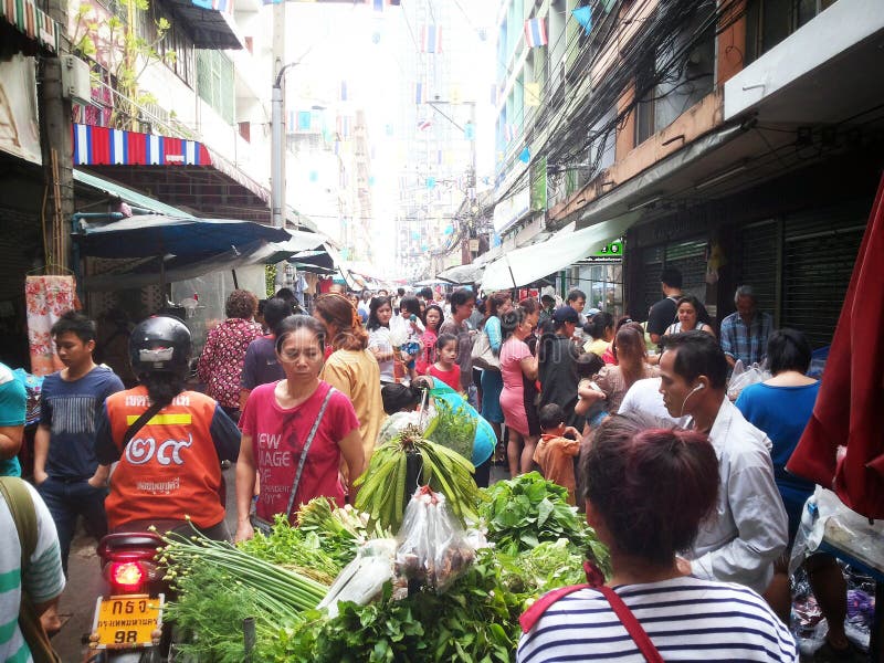 Ochtendmarkt in Bangkok Thailland stock afbeeldingen