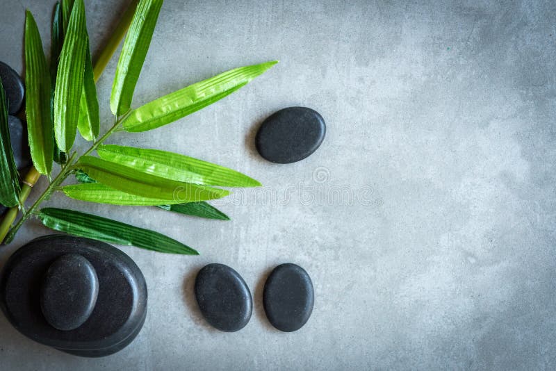 Odgórny widok Gorący Kamienny Tajlandzki zdroju masażu traktowań aromat relaksuje, kopiuje, przestrzeń pojęcie zdrowy fotografia stock