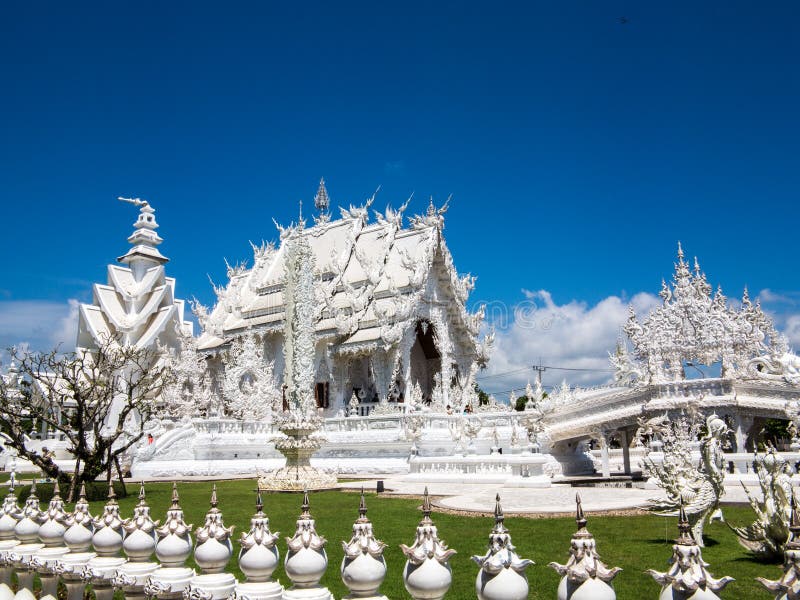 Odwiedzać Białą świątynię, Wat Rong Khun, Chiang Raja obrazy stock