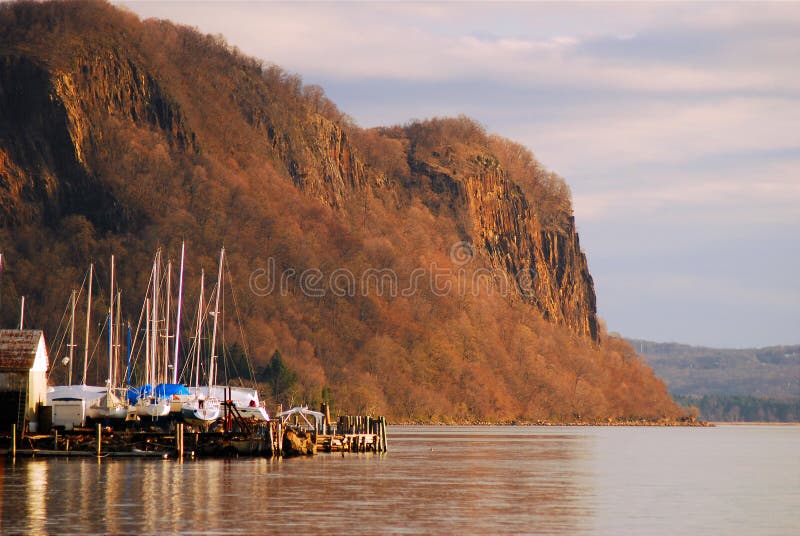 Off season on the Hudson