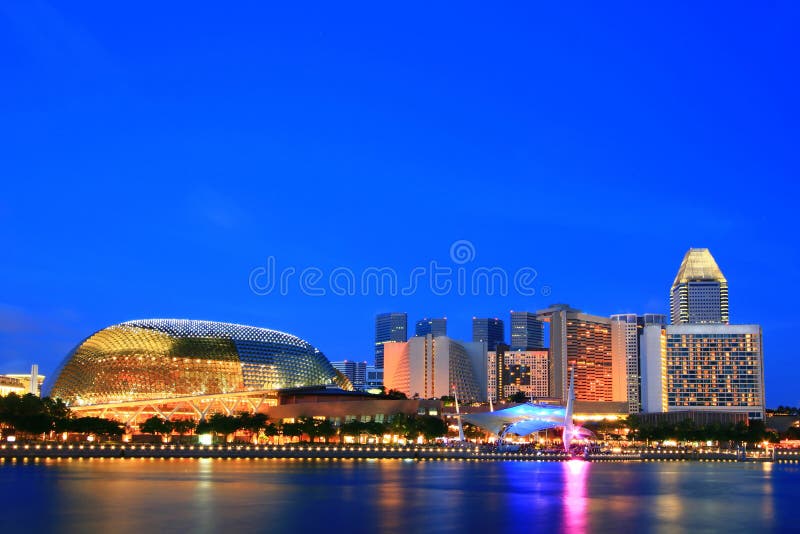 offentlig singapore för esplanade theatre royaltyfri foto offentlig singapore för esplanade theatre royaltyfri foto