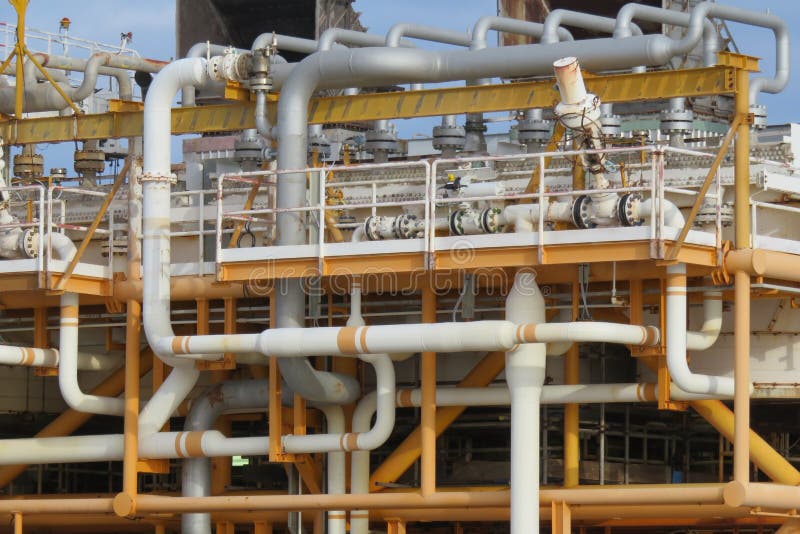 Offshore Construction Platform for Production Oil and Gas, Oil and Gas