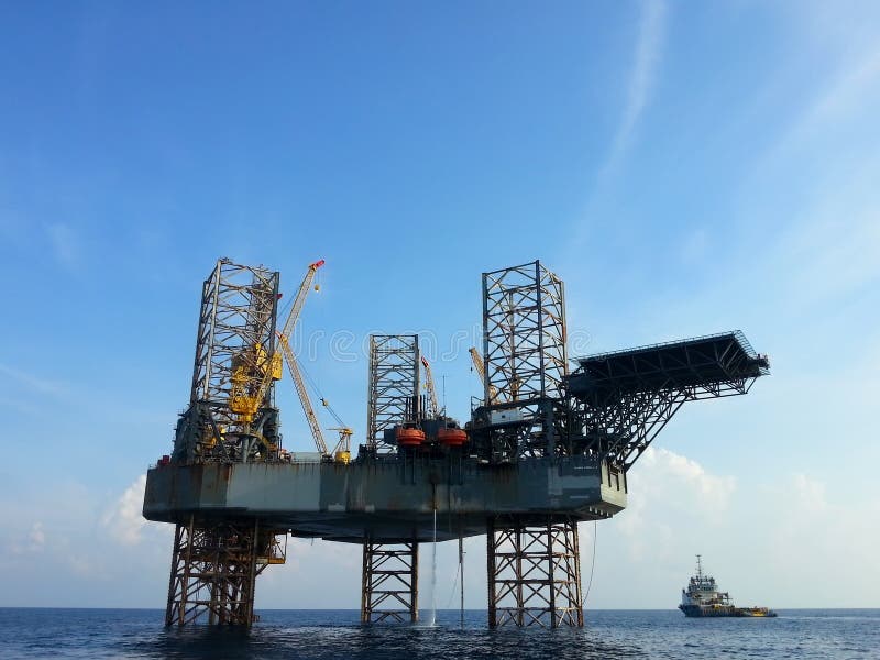 Offshore oil rig drilling platform royalty free stock images Offshore oil rig drilling platform royalty free stock images