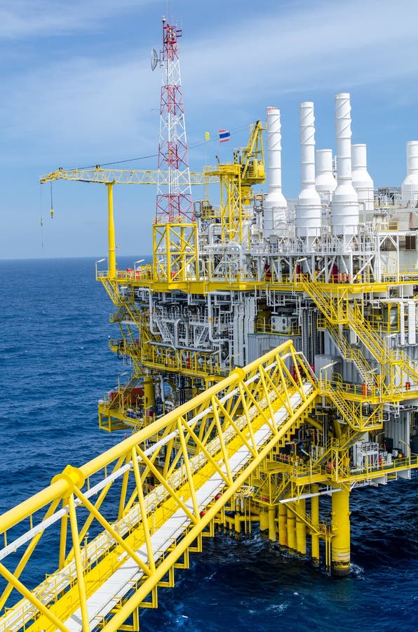 Offshore Platform Deck Area Stock Photo Image of chemical, crane 3066066