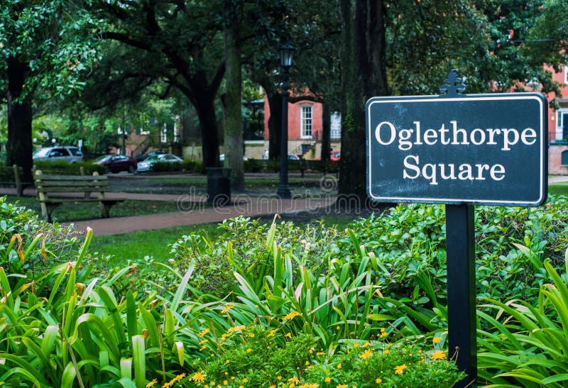 Oglethorpe Square stock image. Image of savannah, plants 34738907
