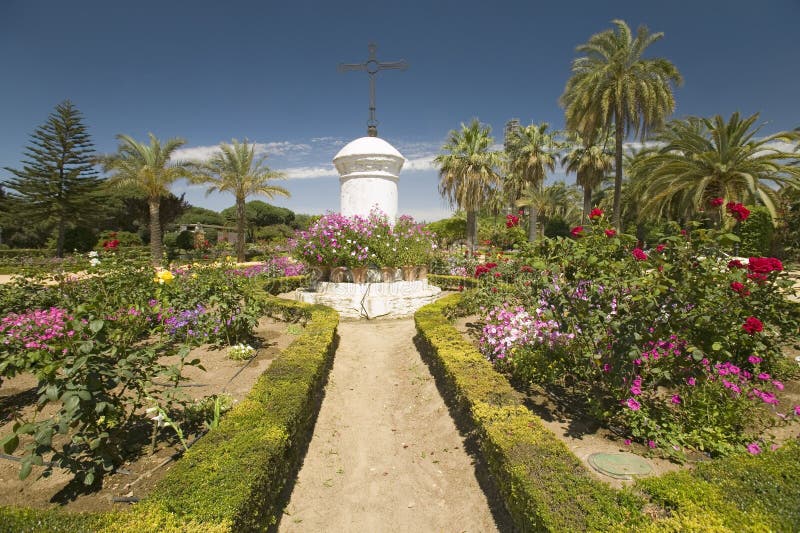 Ogródy 15 wiek franciszkanina Monasterio De Santa Marï ¿ ½ De Los angeles Rï ¿ ½ bida, Palos de los angeles Frontera, dziedzictwo obrazy royalty free Ogródy 15 wiek franciszkanina Monasterio De Santa Marï ¿ ½ De Los angeles Rï ¿ ½ bida, Palos de los angeles Frontera, dziedzictwo obrazy royalty free