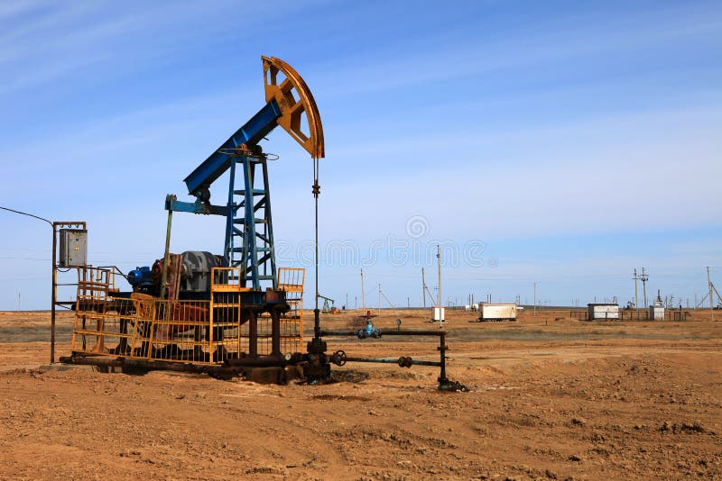 Pulling Unit stock image. Image of pump, petroleum, equipment 18357187