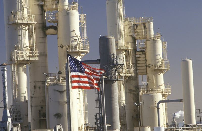 Oil Refinery, CA
