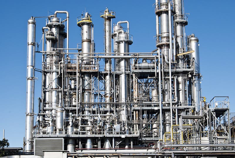 Oil refinery industry distillation pipelines