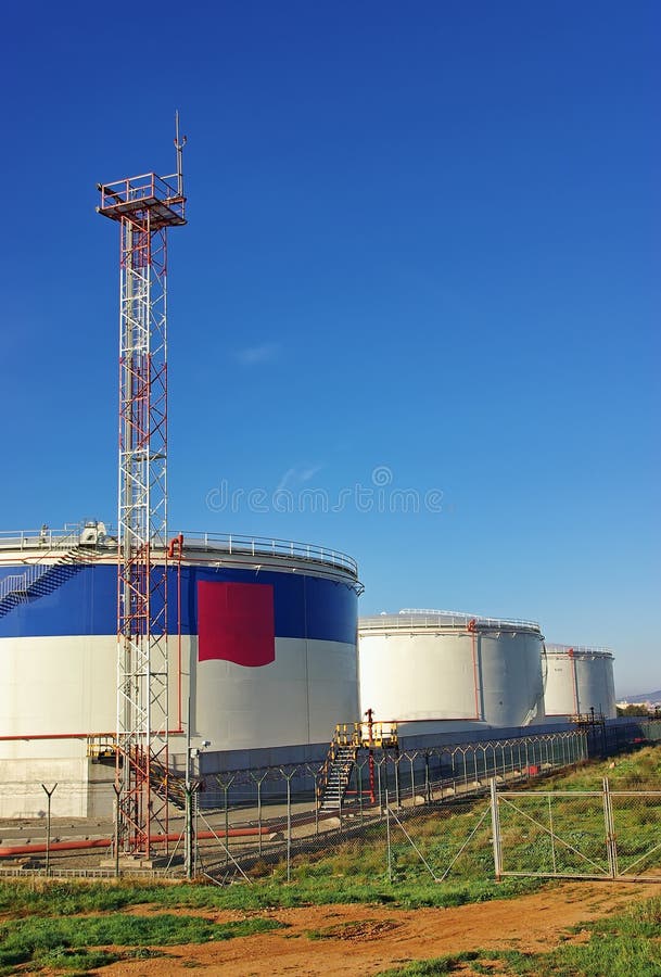 Oil storage tanks stock image. Image of petrol, pipeline 28583715