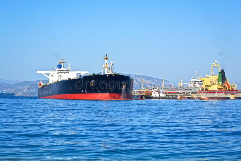 Oiltankers stock image. Image of tanker, industrial 35076715