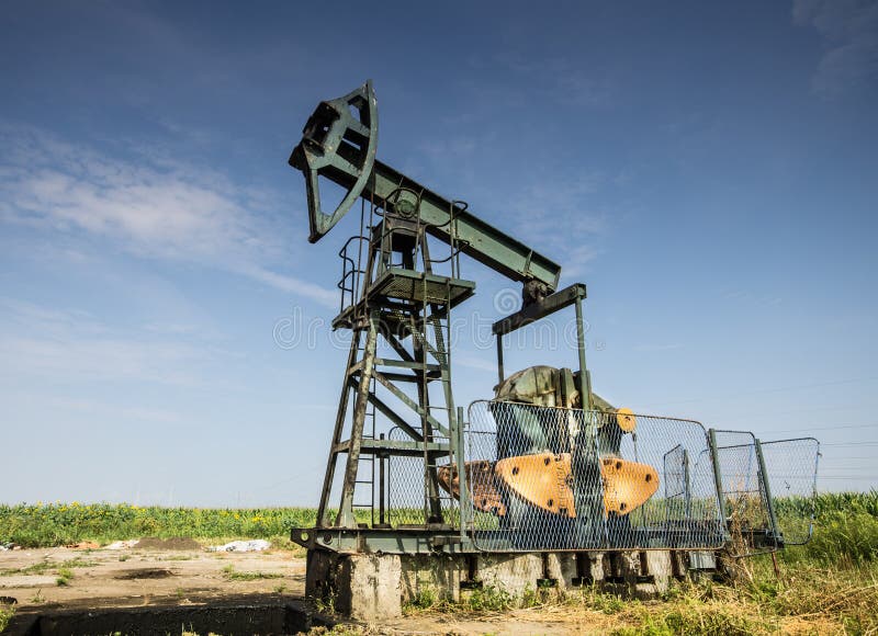 Oil well royalty free stock images