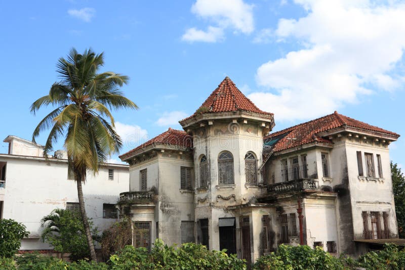 Old abandoned house in Havana