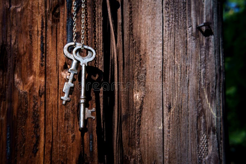 Vintage Skeleton Keys stock photo. Image of chain, distressed - 192612166
