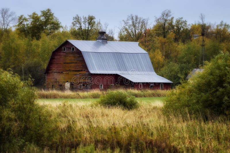 Green Barn and Silo stock image. Image of pasture, fence - 17844343
