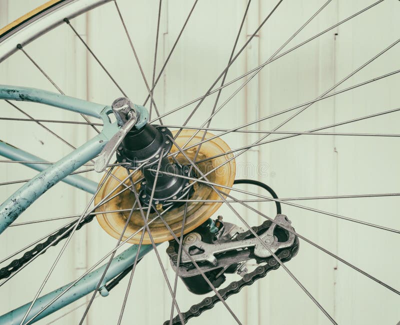 Old bicycle wheel stock image. Image of gear, vintage 73197897