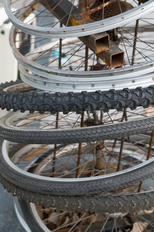 Old bicycle wheel stock photo. Image of recycling, metal 65966104
