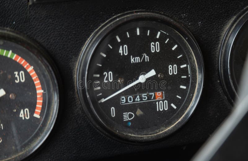Old car speedometer. Speed indicator background. Parked car zero speed texture. Dashboard of oldschool car. Roration engine speed arrow.
