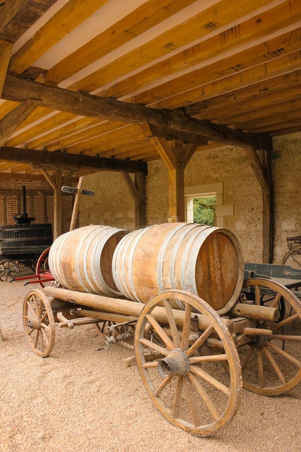 Old cart with wooden casks. Chenonceau. France