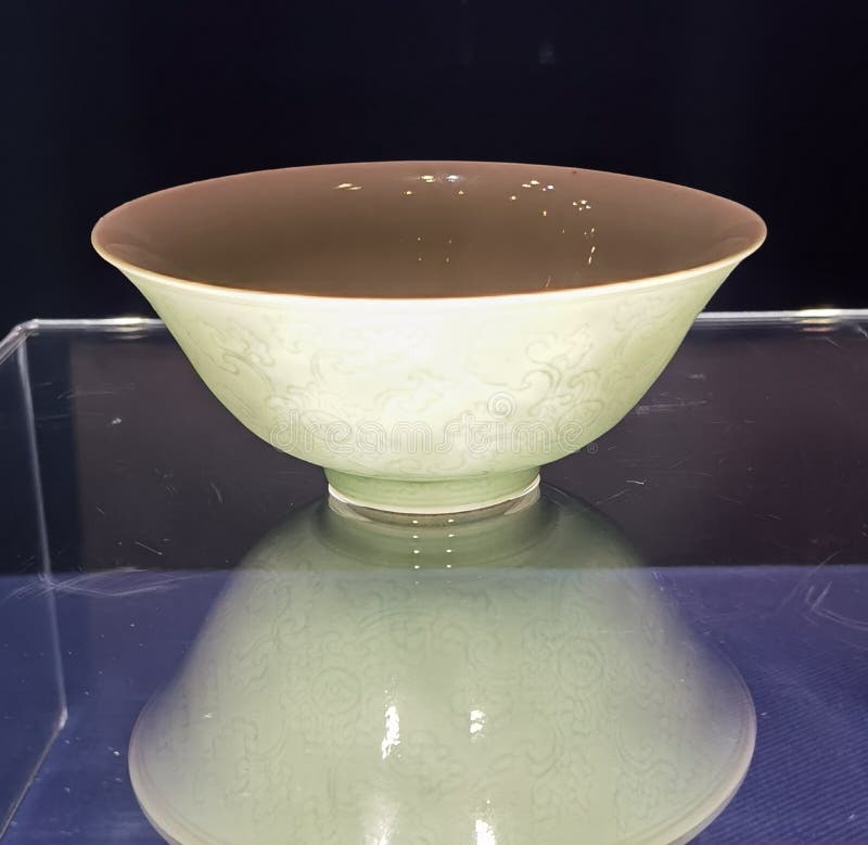 A LONGQUAN CELADON CONICAL BOWL