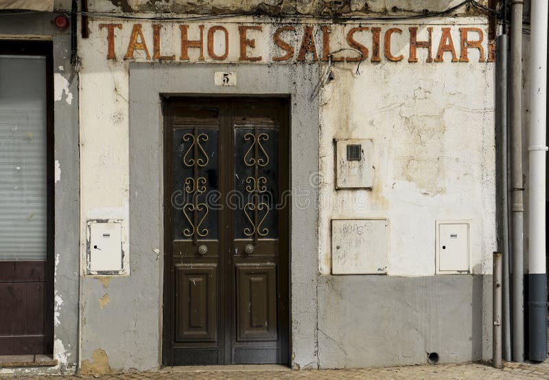 Facade Of A Franchise Of Swift Meat Market In Sao Paulo Stock Photo -  Download Image Now - iStock