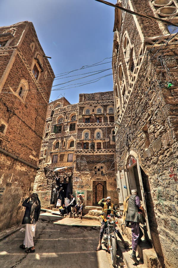 Old city of Sanaâ€™a in HDR
