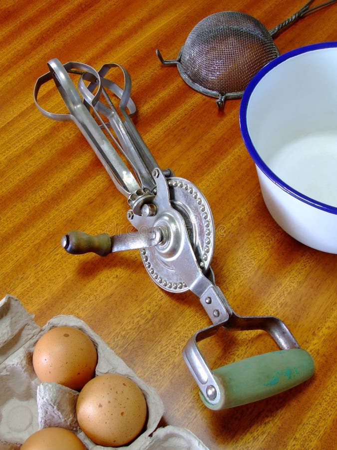 old, antique, vintage eggbeaters, hand-crank rotary egg beater collection