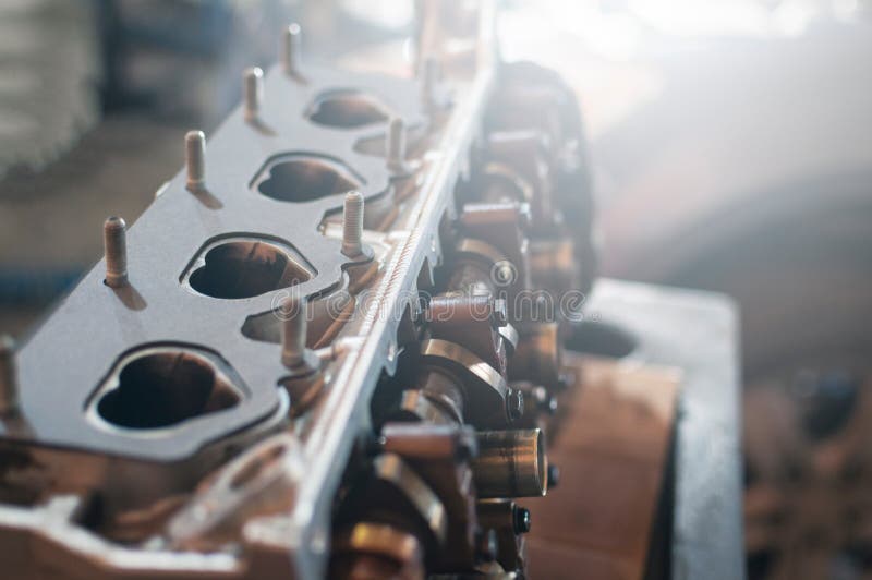 Installation New Cylinder Head on a Old Diesel Engine. Motor Assembly