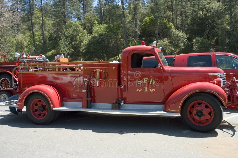 Old fire truck 2