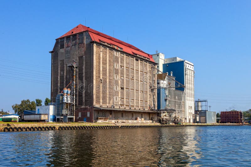 Old grain elevator