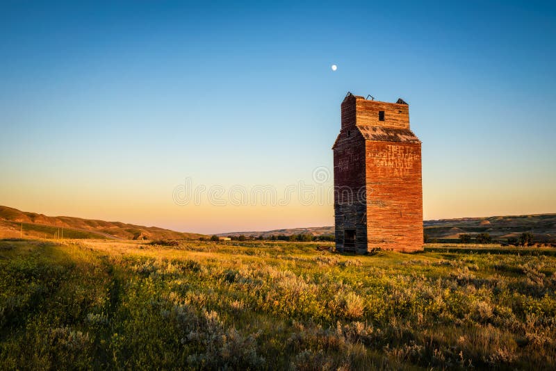 Old Grain Elevator in the Ghost Town of Dorothy Editorial Stock Image Image of badlands, rural