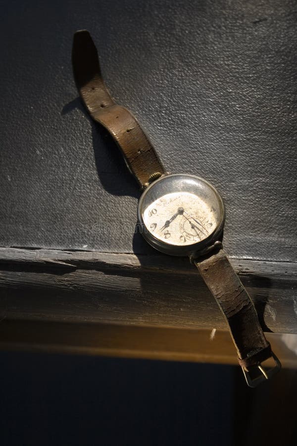 Old Hand Watch Picture. Image 9718416