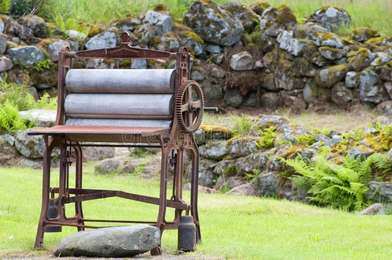 Mangle Iron 1950 Blonde Wood