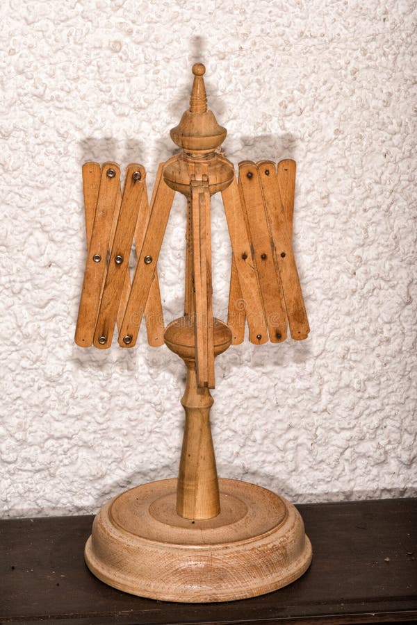 Old Italian Wood Spinning Wheel Stock Photos Free & RoyaltyFree