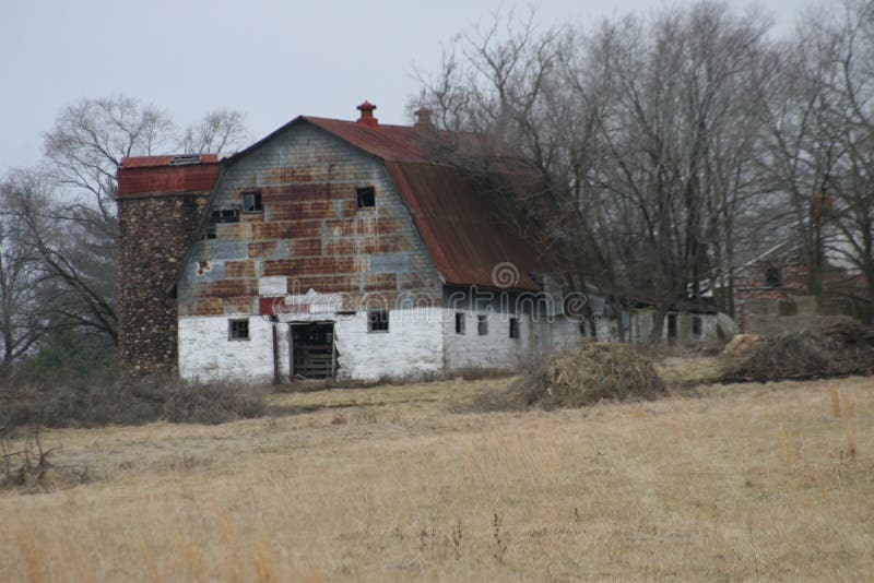 Old Missouri Barns 2023 IX stock image. Image of tree 269026575