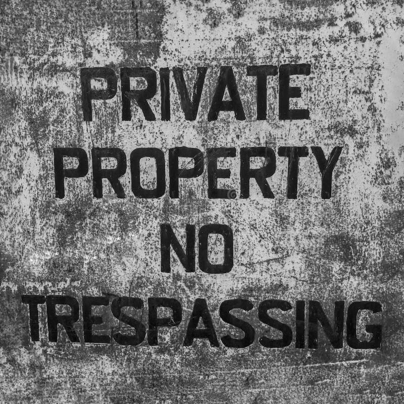 Old private. Частная собственность надпись. Private property picture. Заставки на телефон частная собственность Danger.