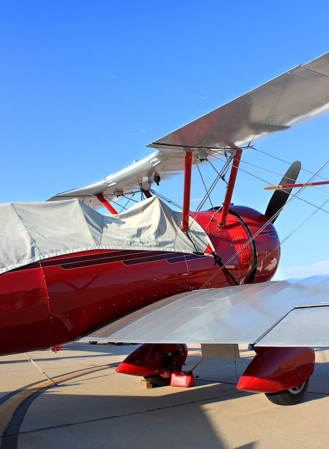 Old propeller plane