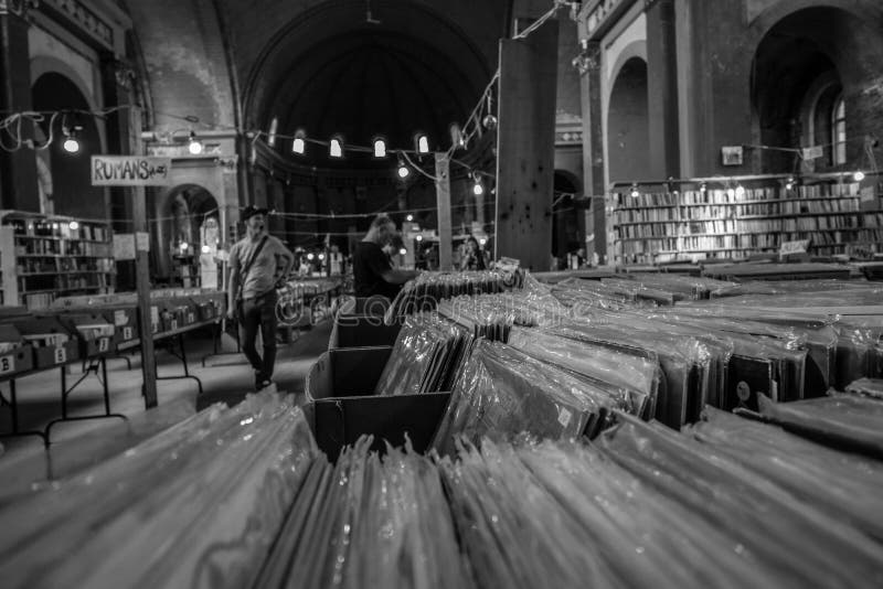 Old record store 3 editorial photo. Image of wooden - 104088801