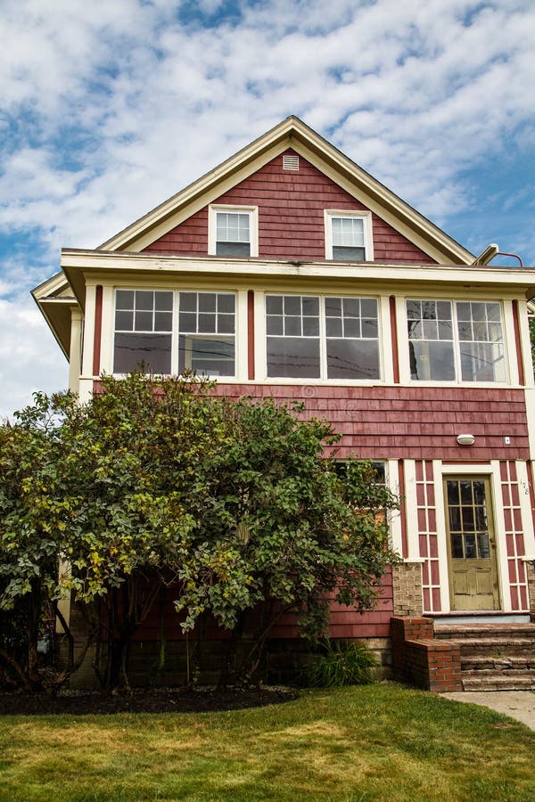 Clapboard style house stock image. Image of grey, shingle 5887163