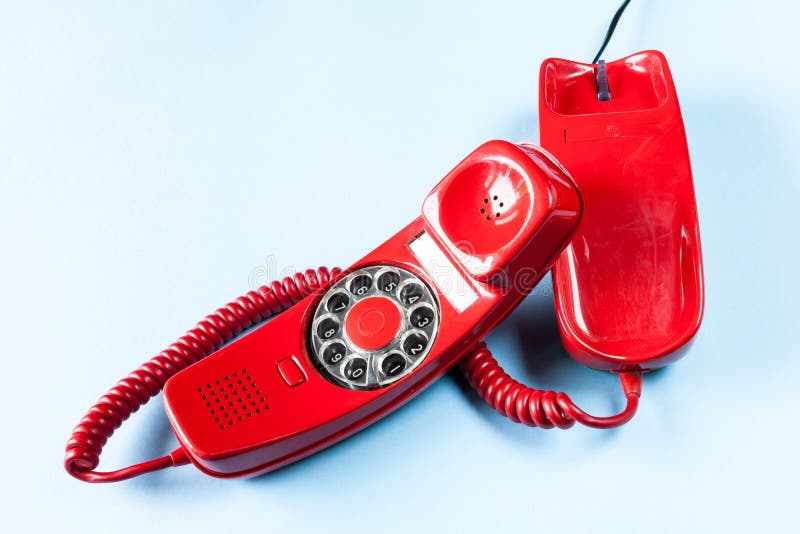 Красный телефон 12. Мини телефон красный. Old Red telephone handset. Красный телефон фото. Phone off.