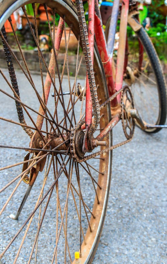 old rusty bicycle