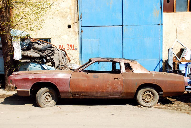 Old Rusty Car