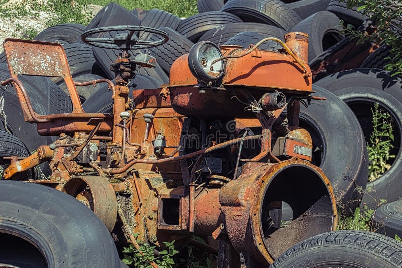 Old rusty red vintage tractor in a farm royalty free stock photography Old rusty red vintage tractor in a farm royalty free stock photography